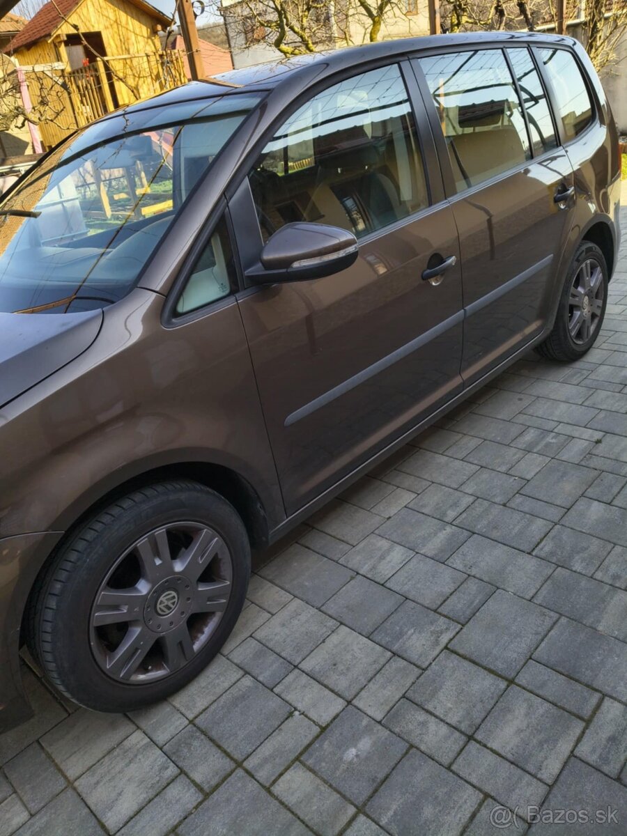 Touran 1,6 TDI - 2