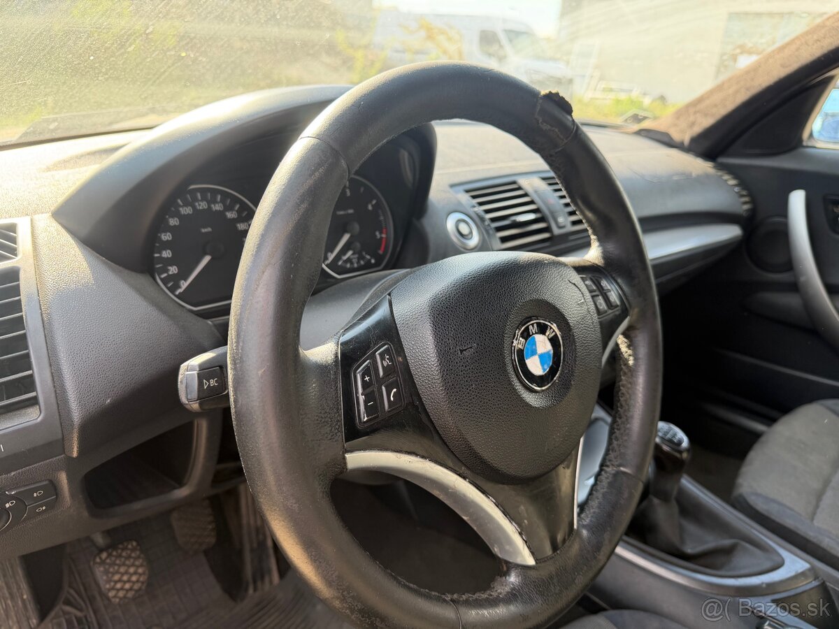 Rozpredám BMW E87 120d - 2