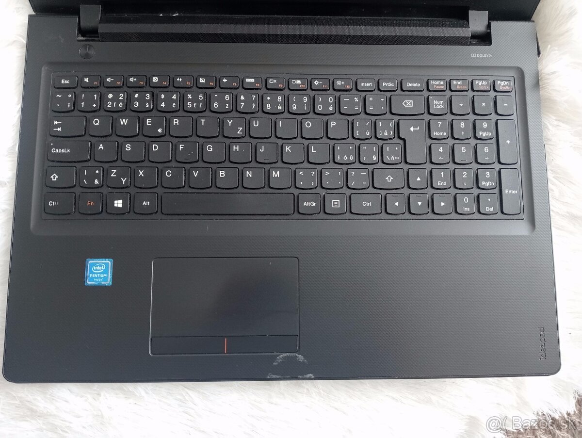 rozpredám notebook Lenovo ideapad 300-15IBR - 2