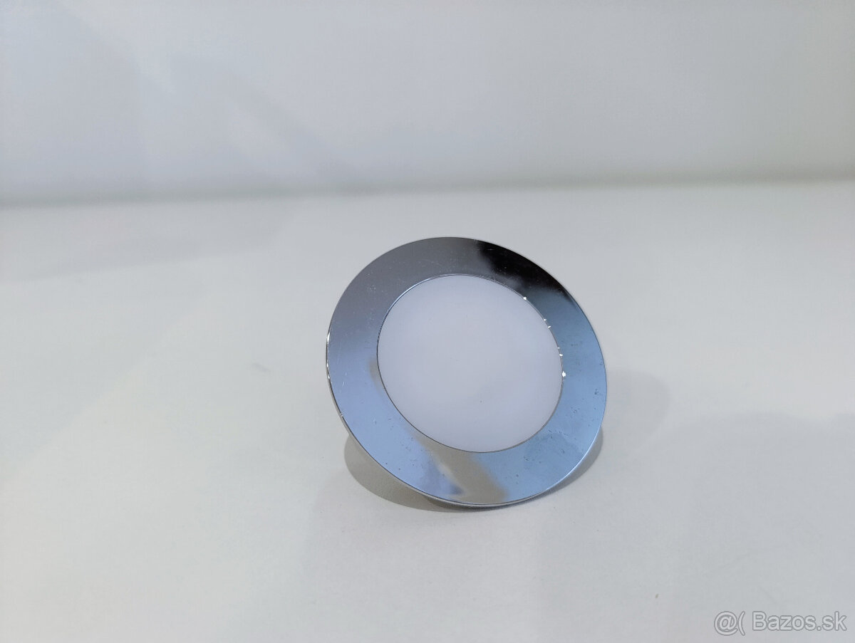 lisovane bodove svetlo nad zrkadlo do kupelne - 2