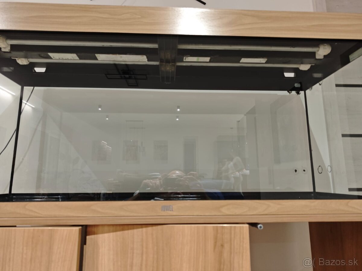 Juwel akvárium 240l - 2