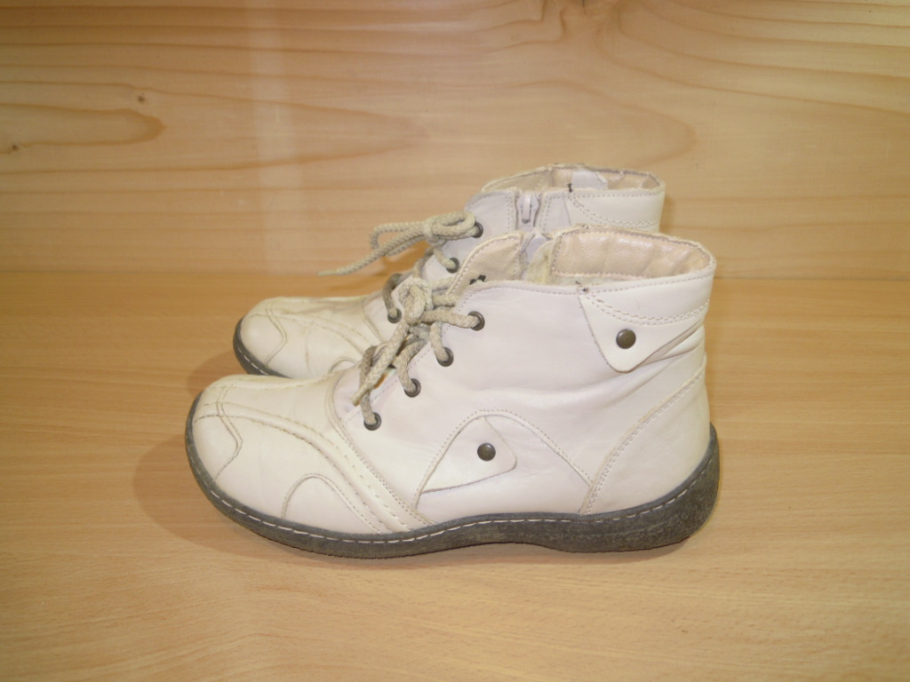 Dámske - detské - zimné topánky - na chodidlo 23 cm - 2