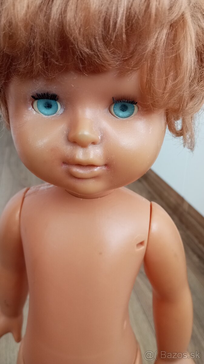 Stará chodiaca bábika. - 2