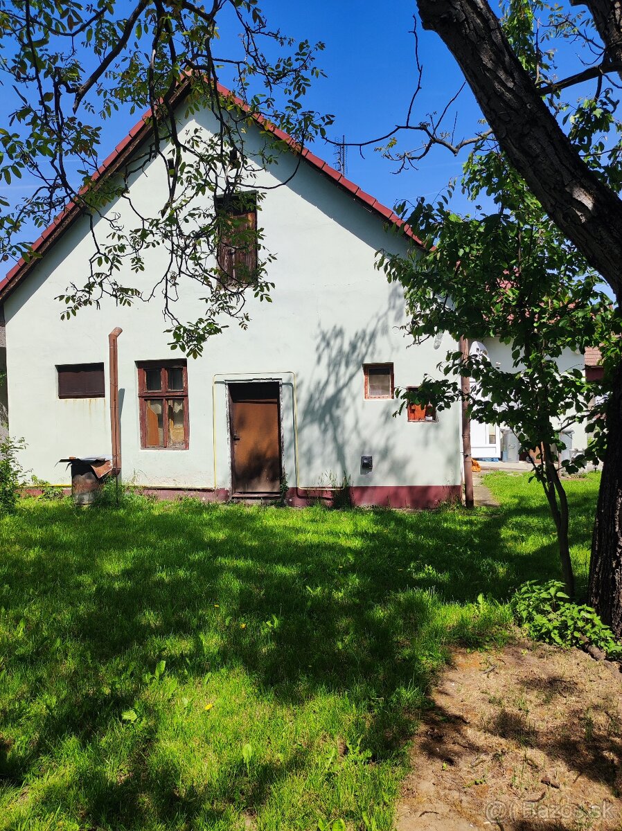 Rodinný dom - vyhľadávaná lokalita Topoľčian - 2