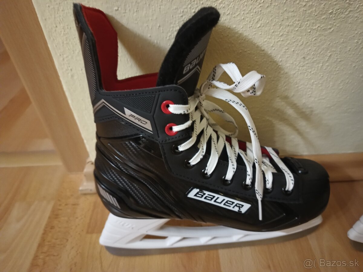 Predám hokejové korčule Bauer Pro - 2
