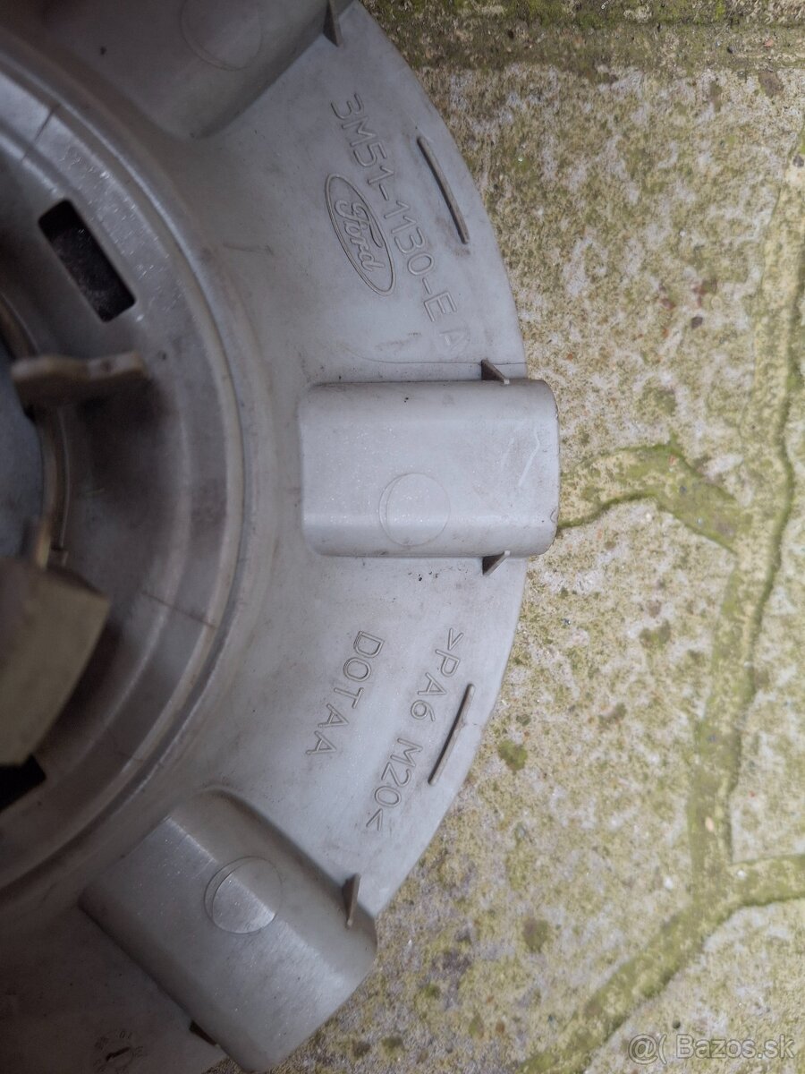 stredove kritky FORD - 2