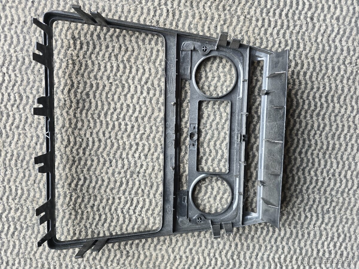 Ramik radia Škoda - 2