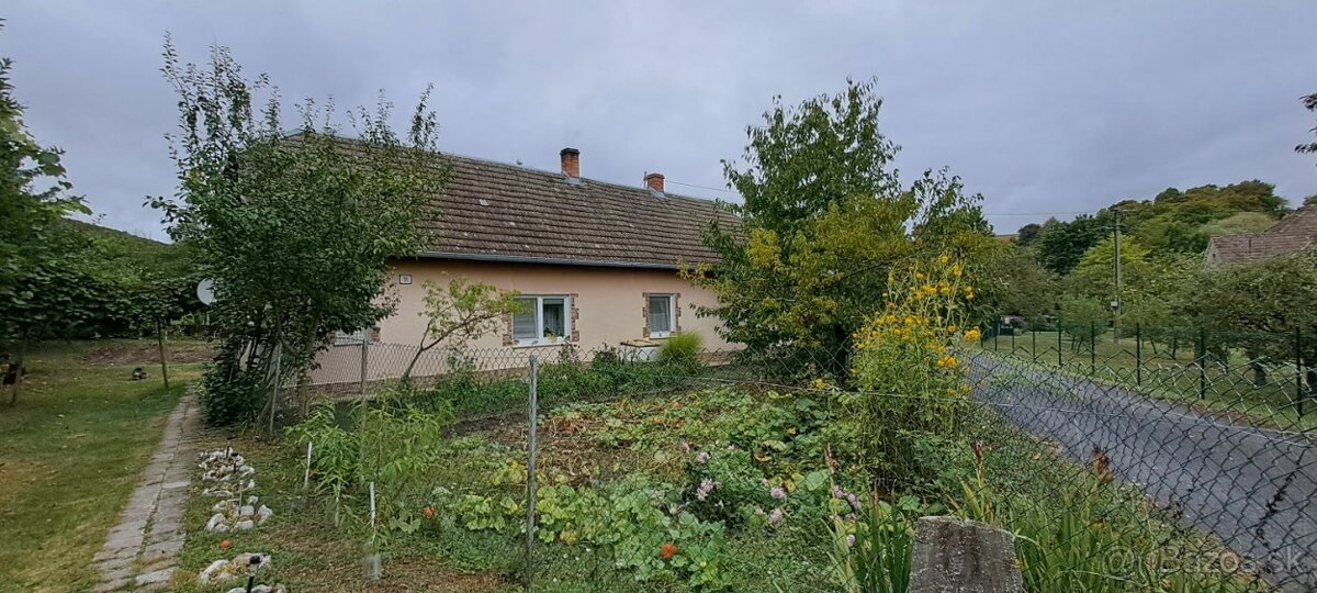 Ponúkame na predaj rodinný dom v obci Podkylava - 2