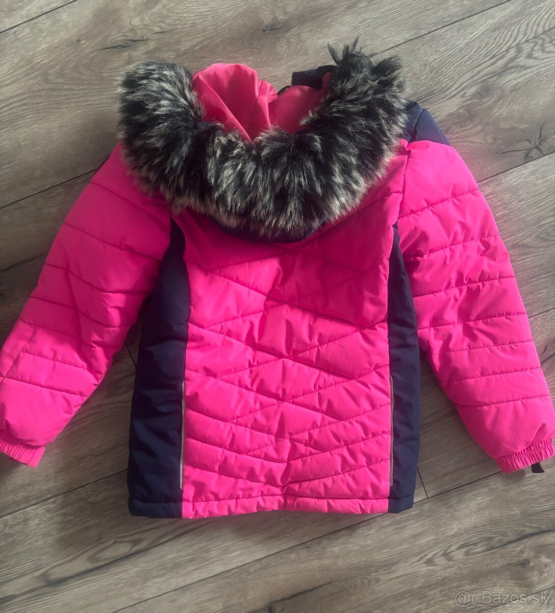 Dievčenská vetrovka - 2