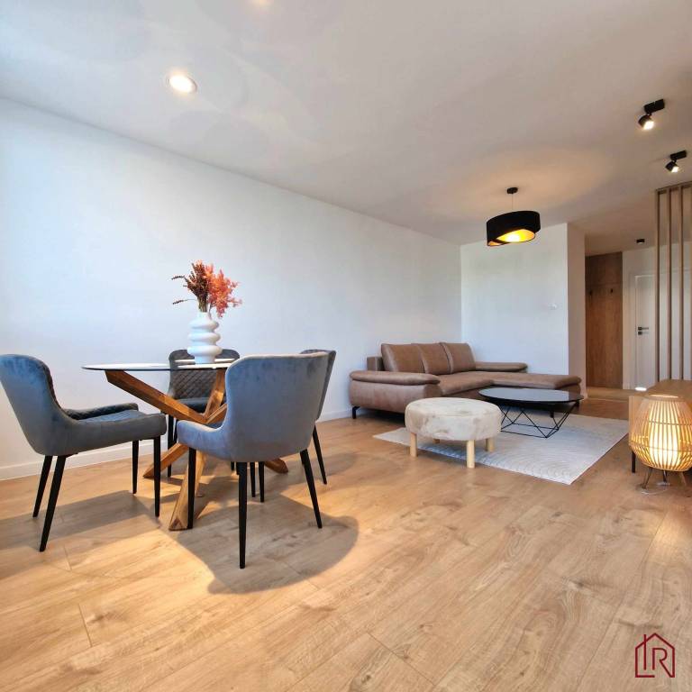 3i, Terasa, pri OC Galéria, nová rekonštrukcia - 2