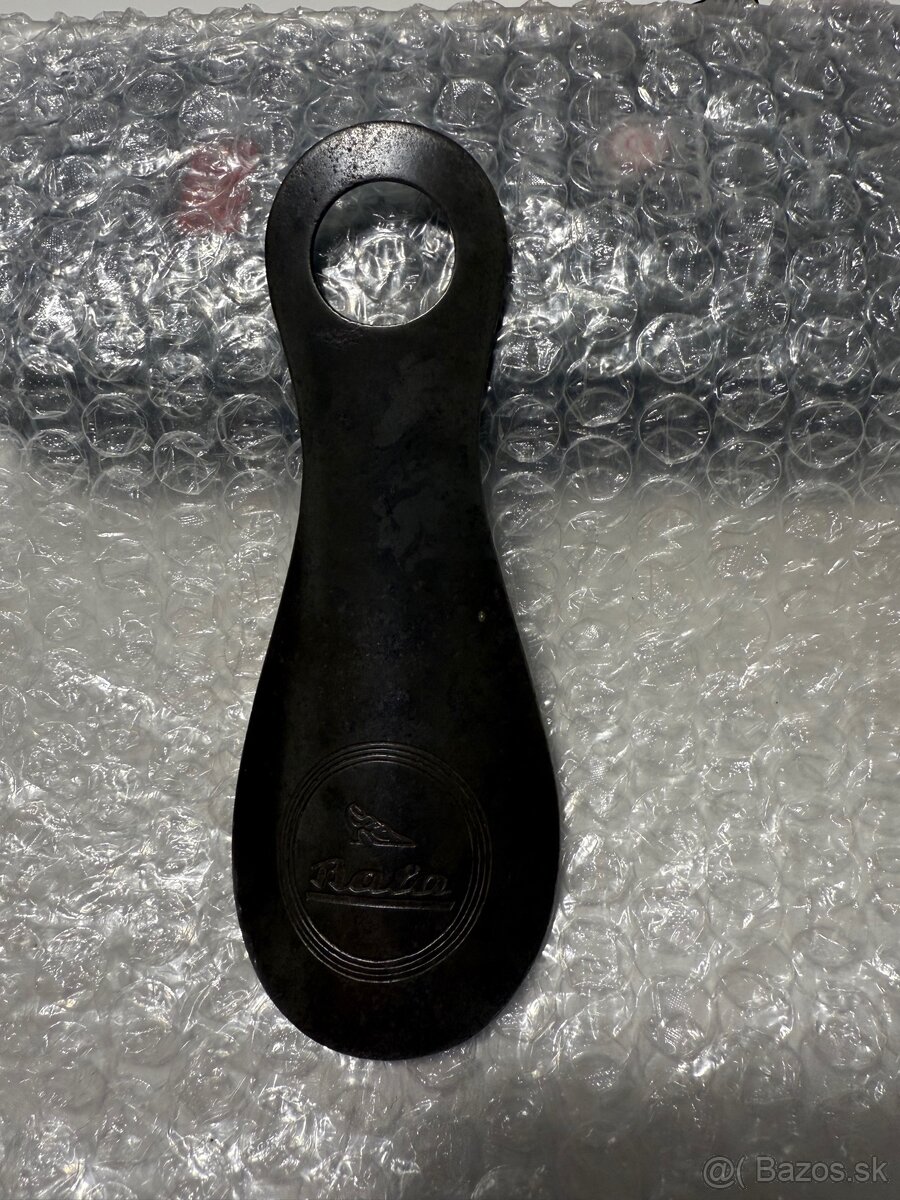 Predam starozitny obuvak zn Baťa - 2