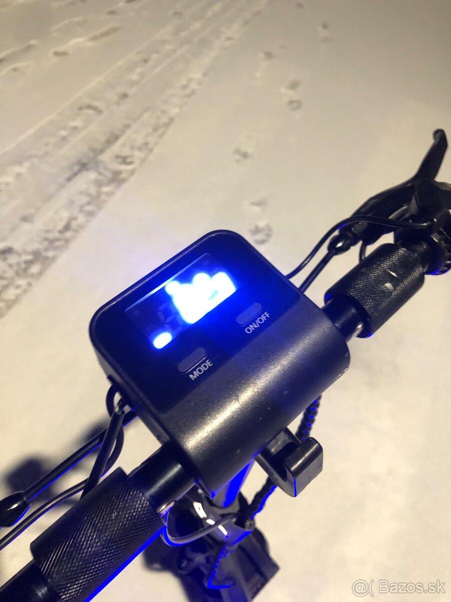 predam kolobezku laotie es 8 - 2