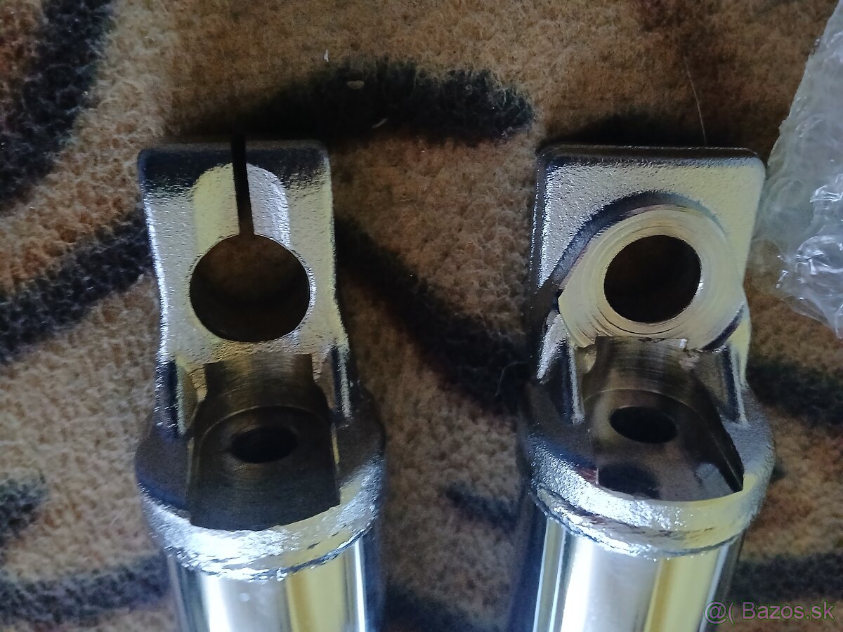 634 spodky predných teleskopov. - 2