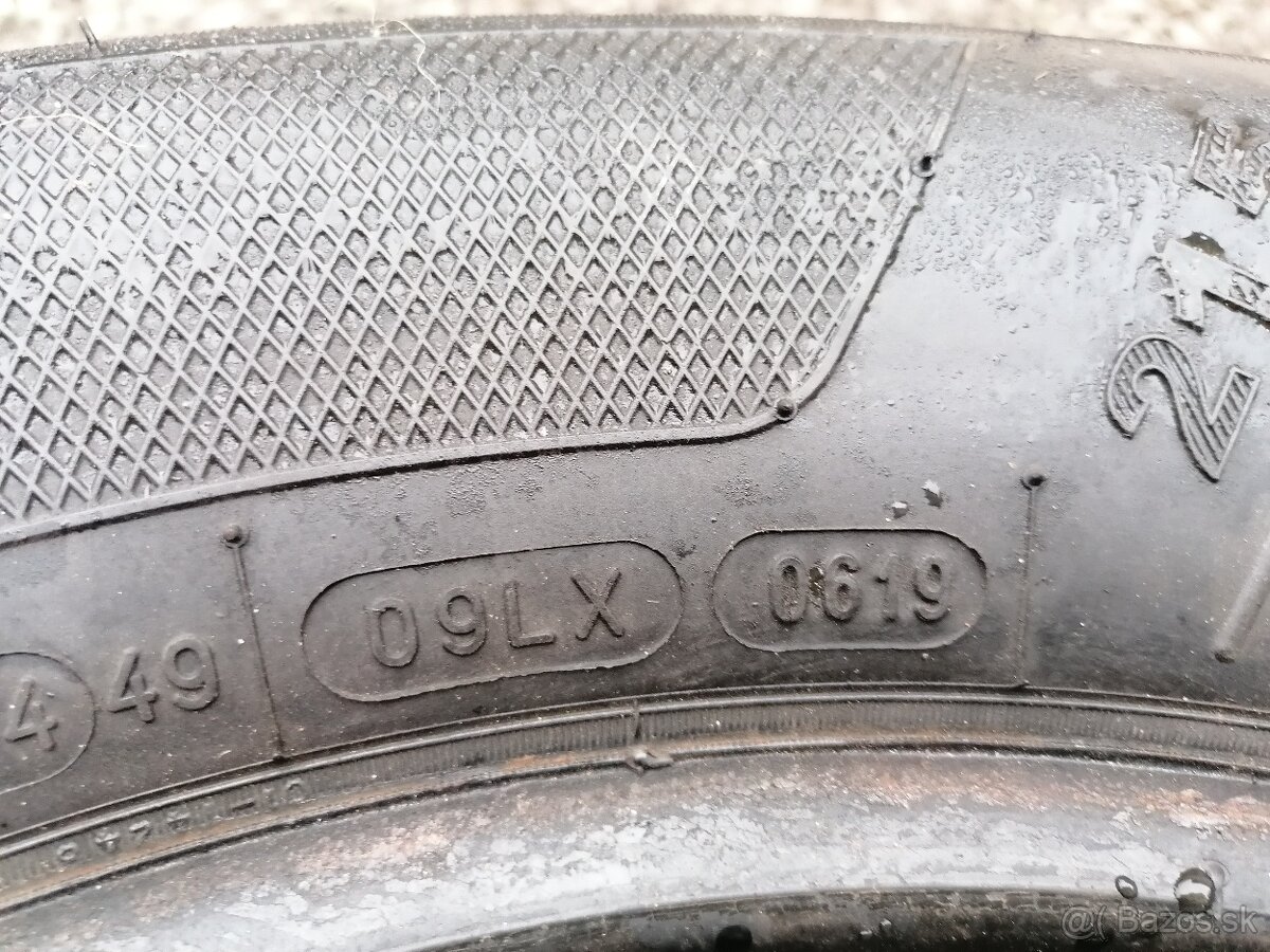 Kleber 215/60R16 - 2