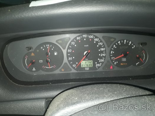 Rozpredam Citroen C5 Motor 2,2HDI 4HX 98kw - 2