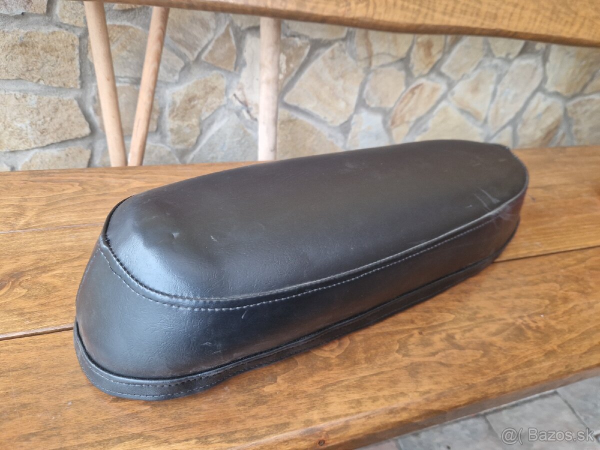 Sedadlo moto-veterán - 2