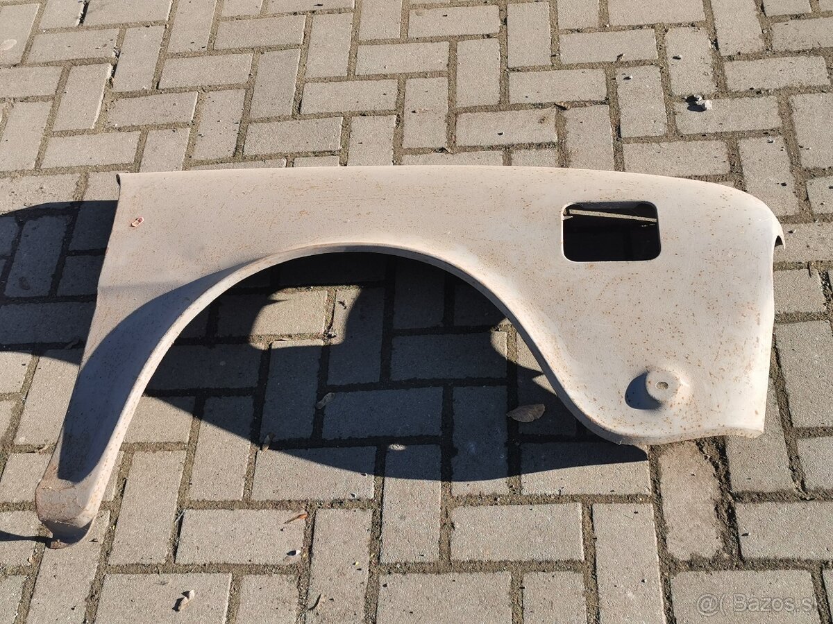 Plechy ŠKODA 100 - 2