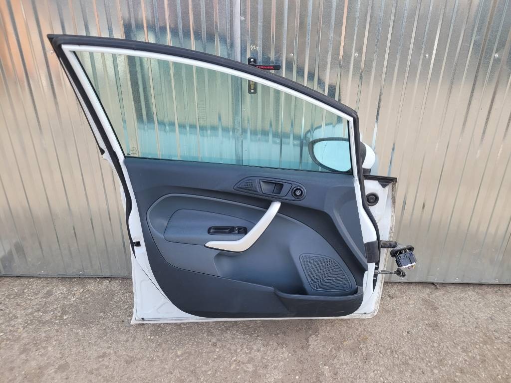 FORD FIESTA MK7 LAVE DVERE - 2