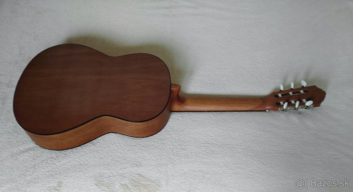 Predam Yamaha C40M 4/4 Natural Klasická gitara - 2