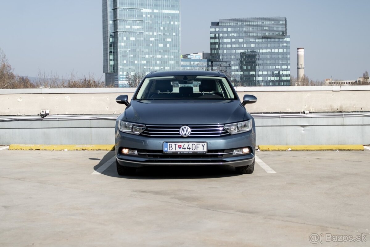 Volkswagen Passat - 2