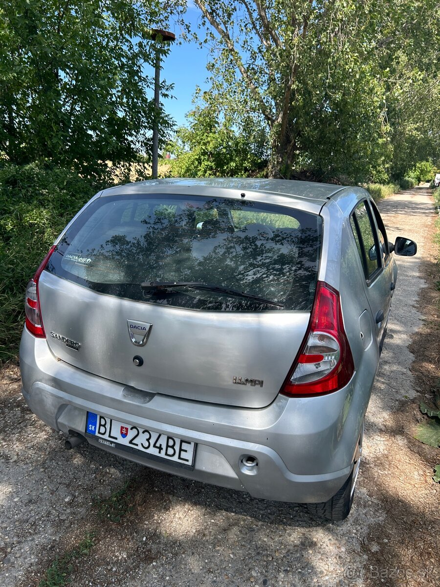 Dacia Sandero - 2