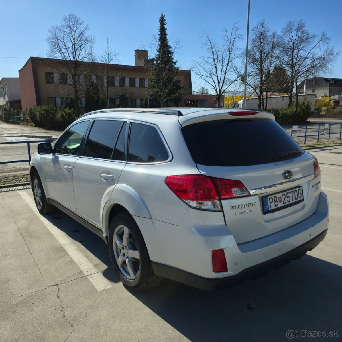 Predám Subaru outback 2.0D AWD. - 2