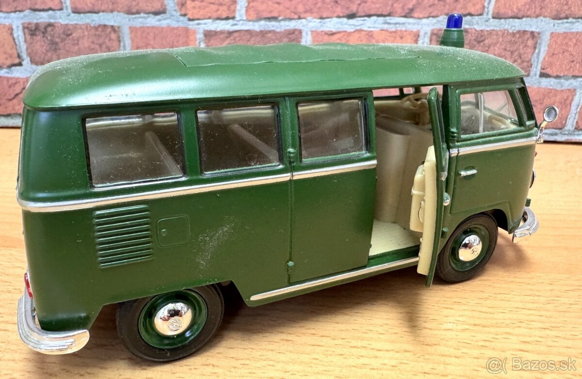 Volkswagen Type 2 Bus Polizei - 2