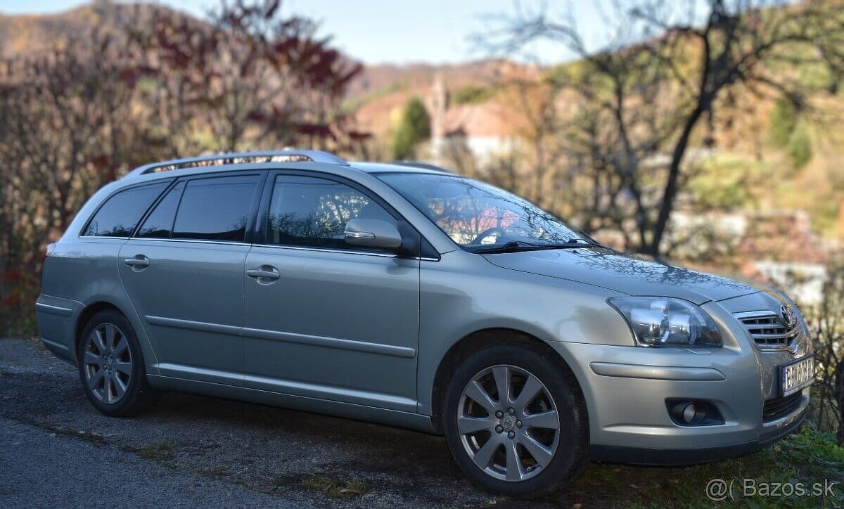 Toyota Avensis T25 Kombi - 2