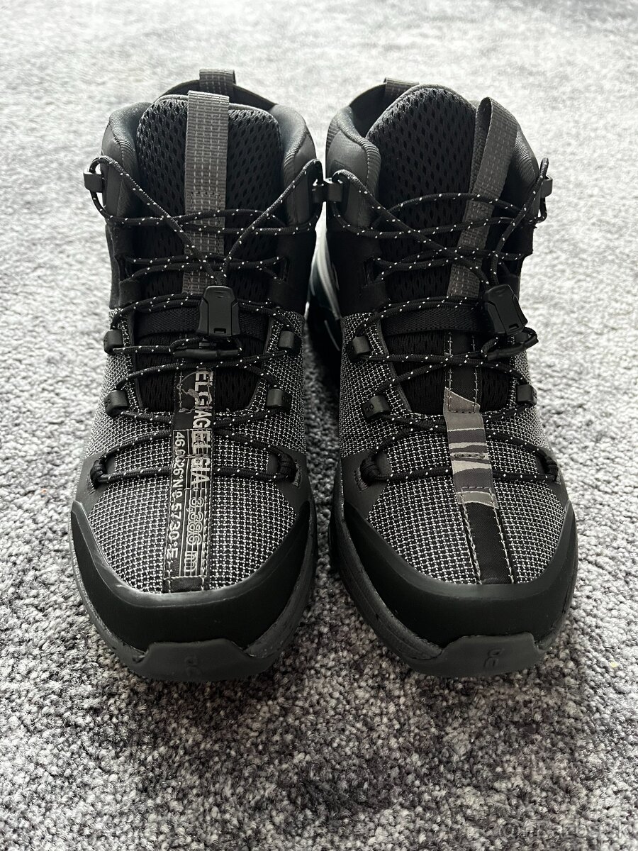 On Running, model Cloudtrax, velikost 37,5 - 2
