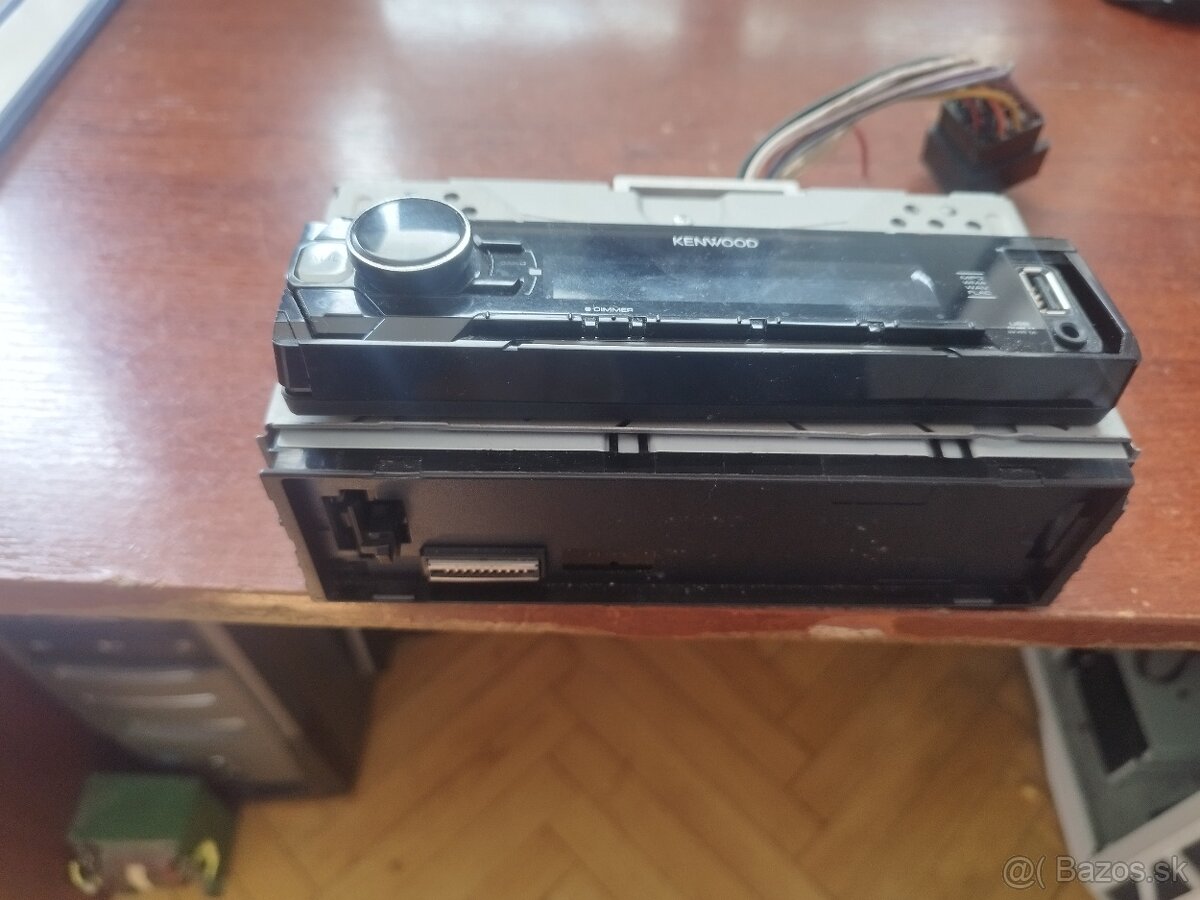 Autorádio KENWOOD KMM-102 - 2