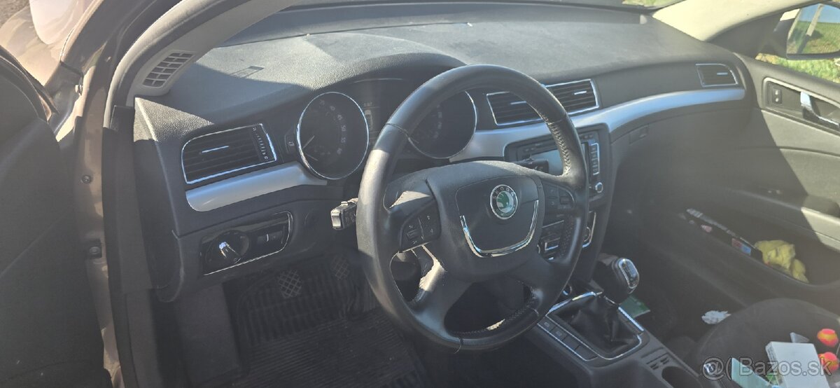 Superb 2 diely 2.0 tdi dsg - 2