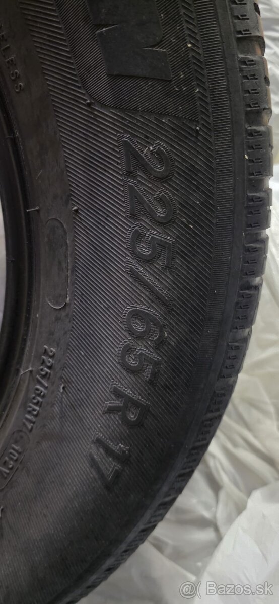 Michelin CrossClimate SUV 225 65 R17 102V - 2