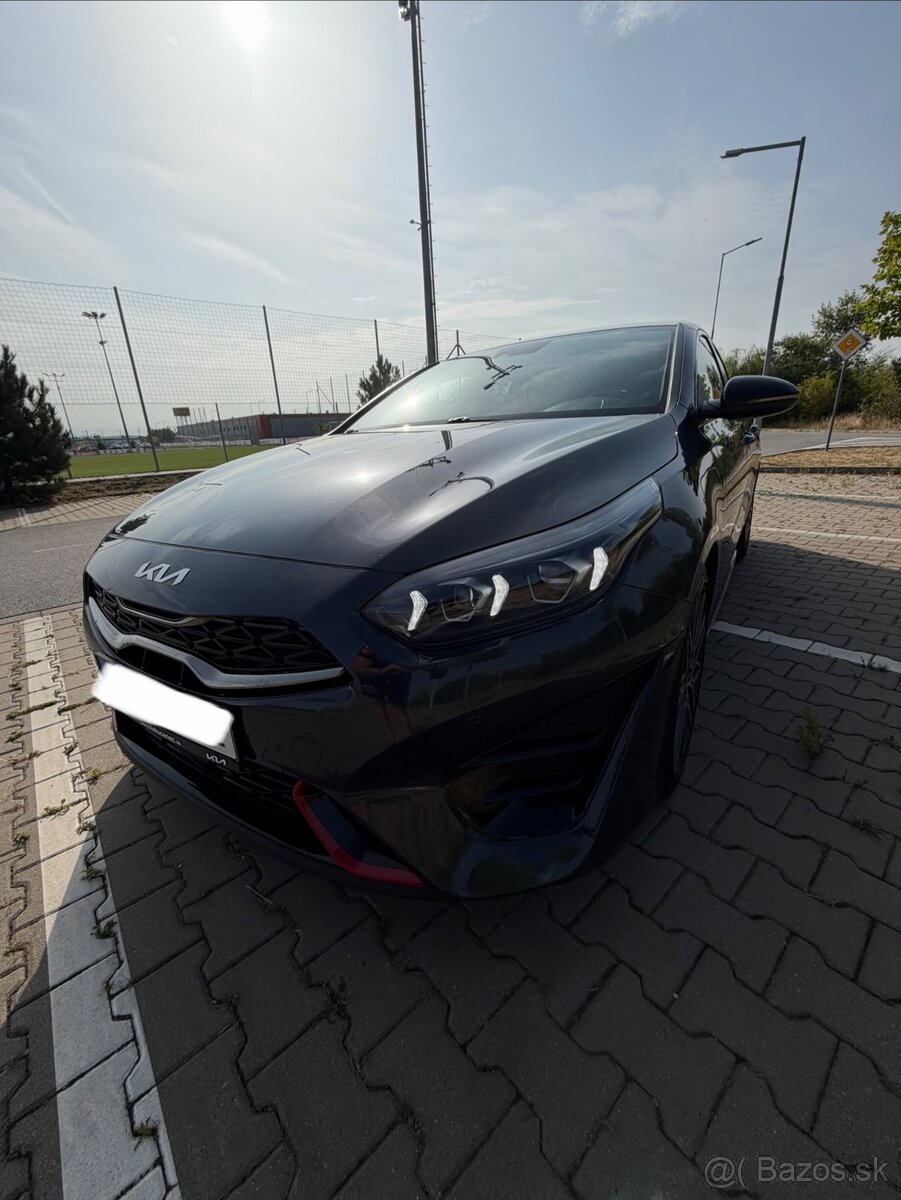 KIA PROCEED GT 1.6 T-GDi - 2