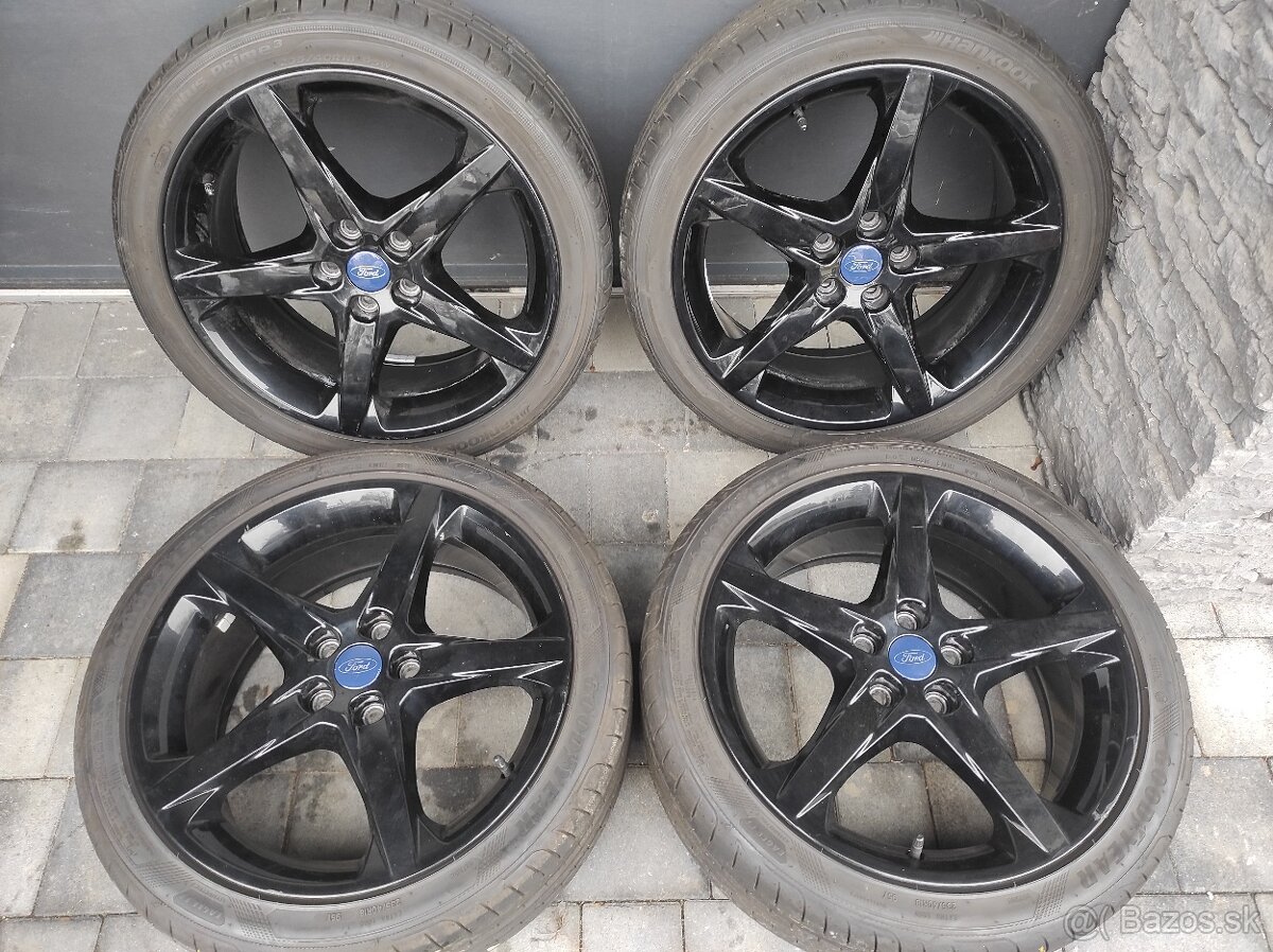 Letná sada 18" 5x108 Ford 235/40 R18 - 2