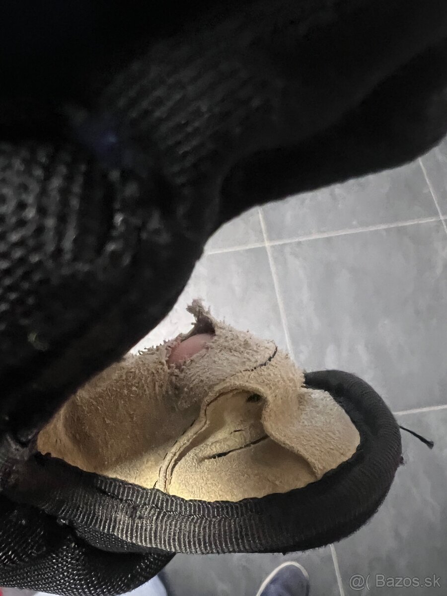 Detska hokejova vystroj - 2