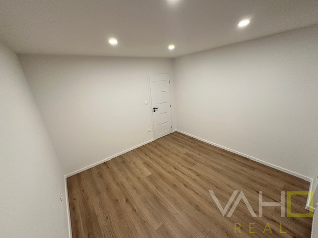 REZERVOVANÉ PREDAJ 4 izb. bytu v Piešťanoch - 2