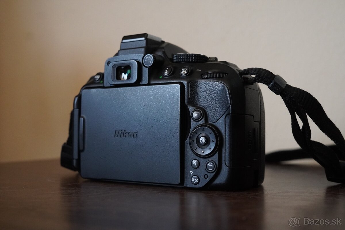 Nikon D5300 + 18-55mm VR + brašna - 2