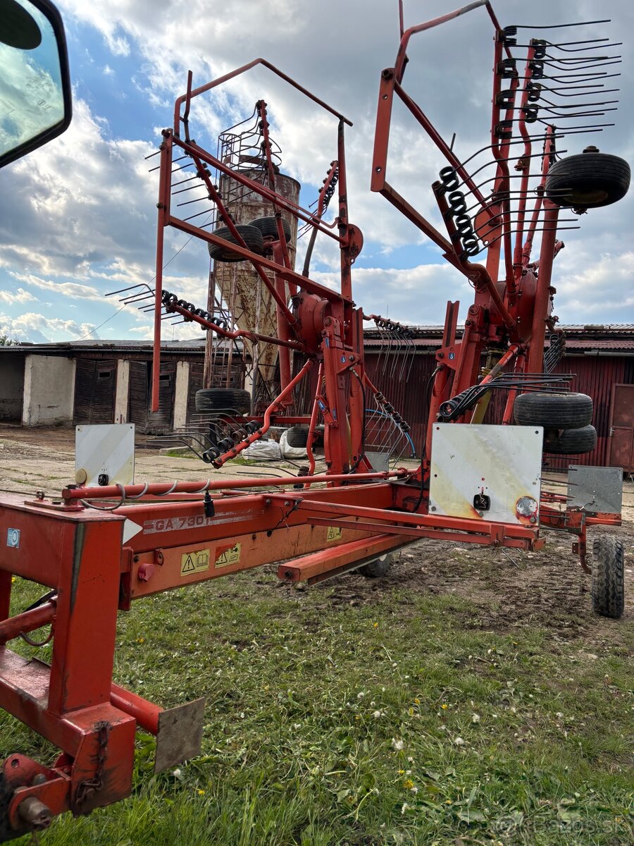 Zhrňovač KUHN GA 7301 - 2