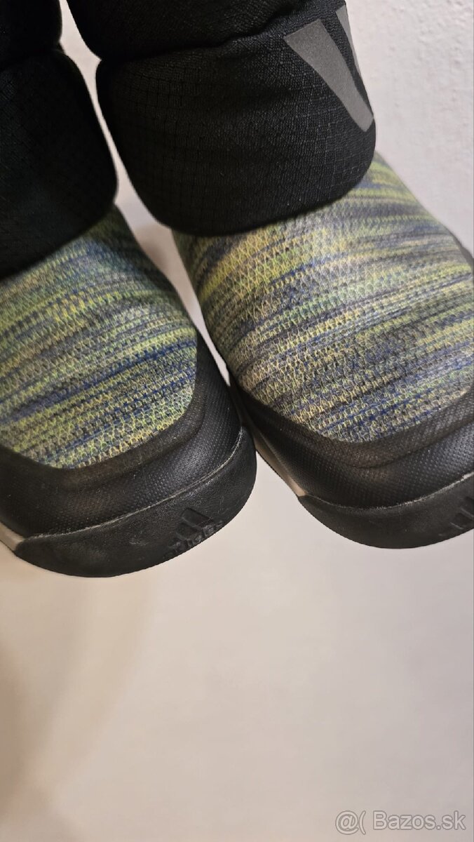 Detské snehule Adidas, veľ.33 - 2
