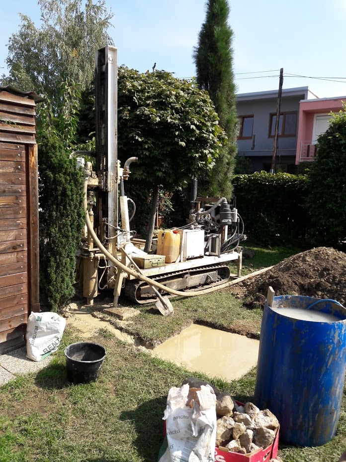 Vŕtaná studňa - Pezinok, Bratislava, Trnava a okolie - 2