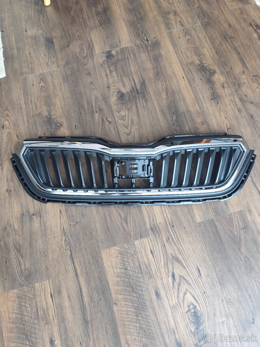 Škoda Scala predná maska - 2
