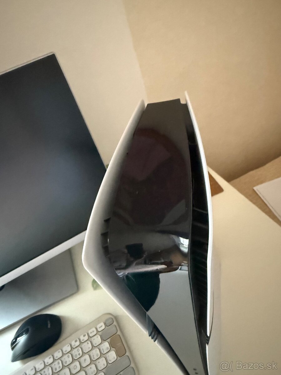PlayStation 5 Pro - 2
