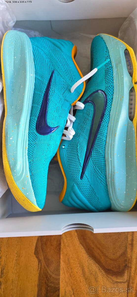 NIKE G.T. HUSTLE 3 - 2