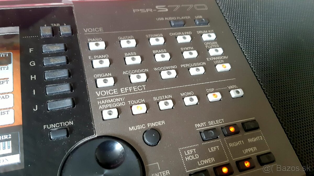 Yamaha S770 - 2
