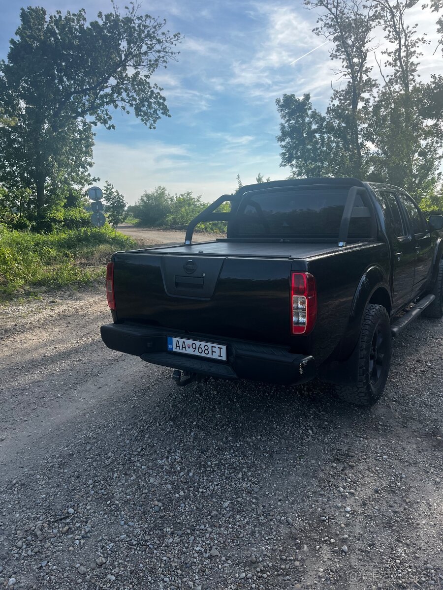 Nissan Navara - 2