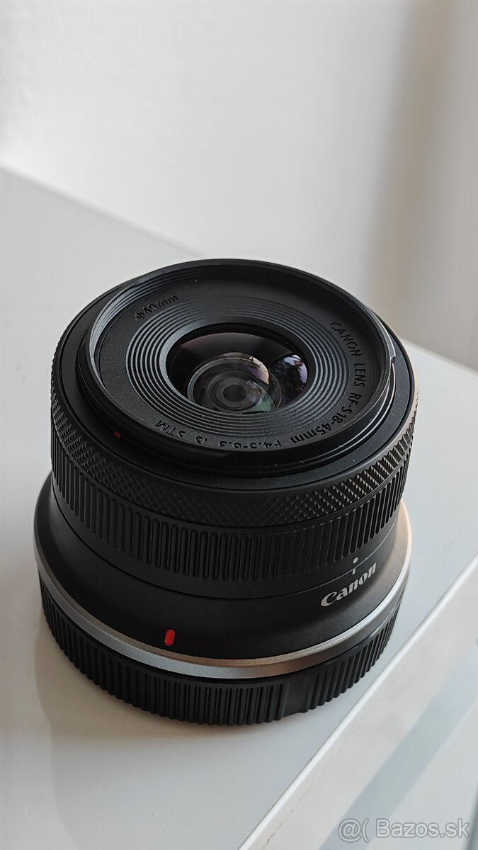 Canon RF-S 18-45mm - 2