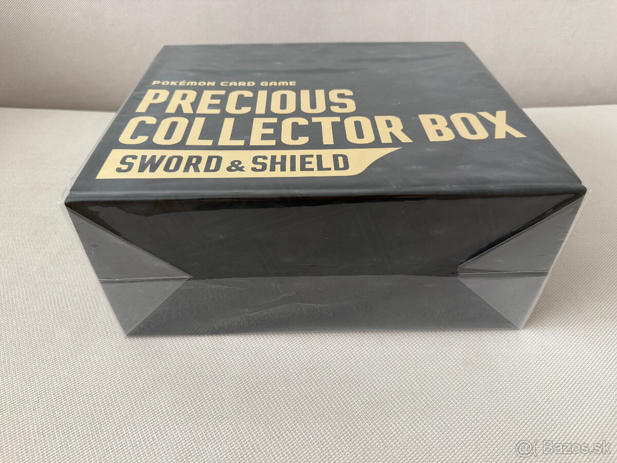 Pokemon Sword & Shield Precious Collector Box - 2