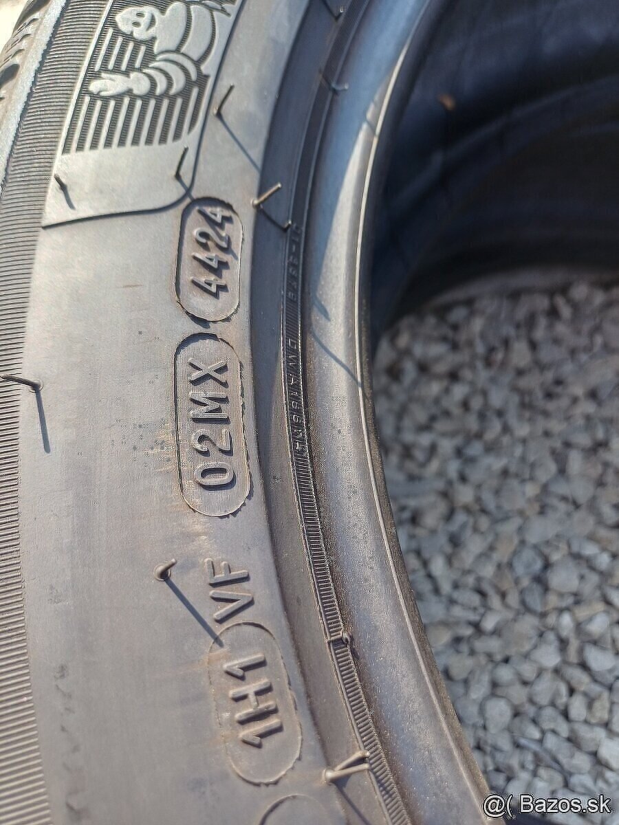225/50 r18 celoročne pneumatiky ,Michelin - 2