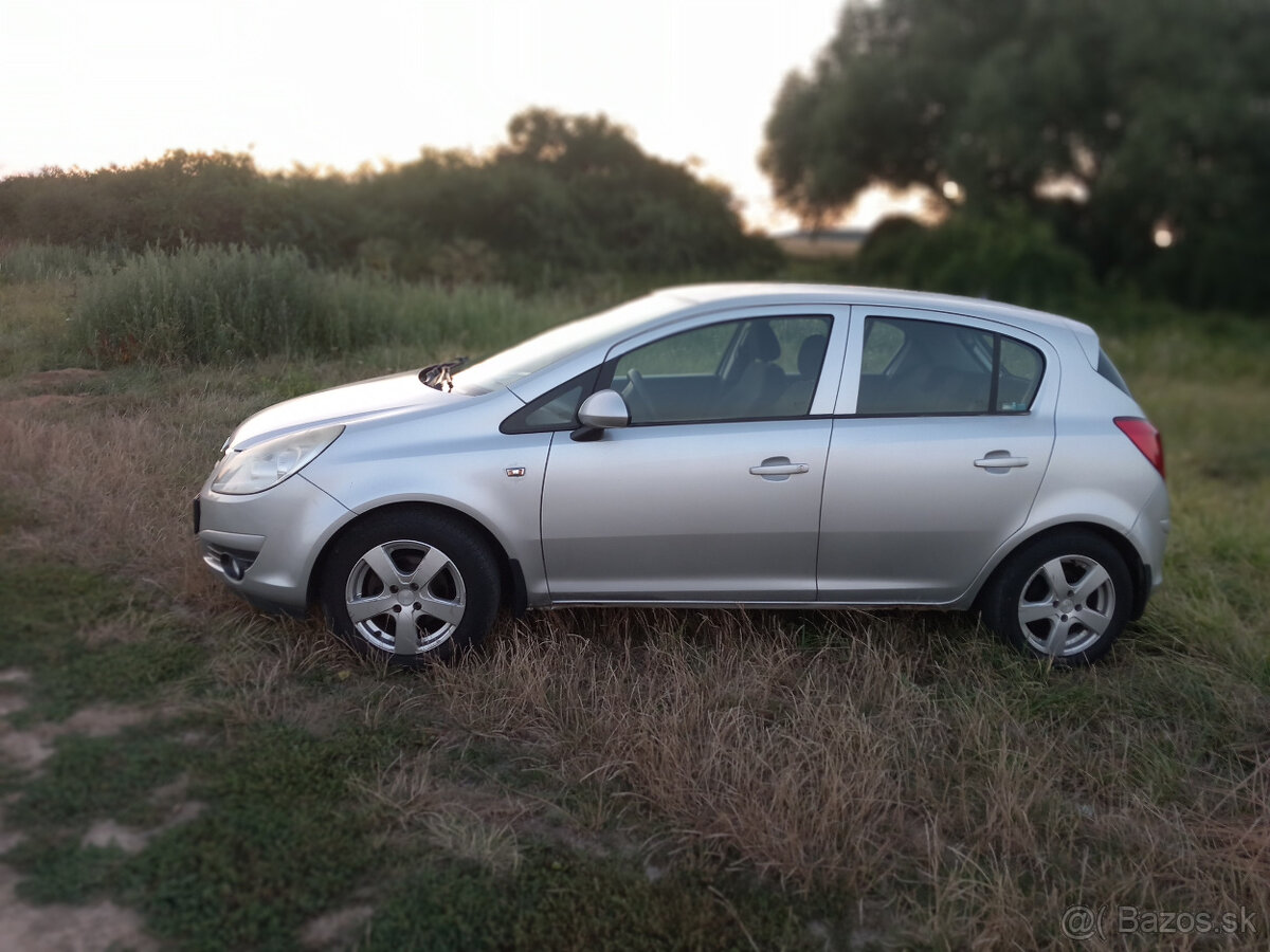 Opel Corsa - 2