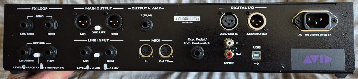 Avid Eleven Rack Guitar Multi-Effects Processor - 2